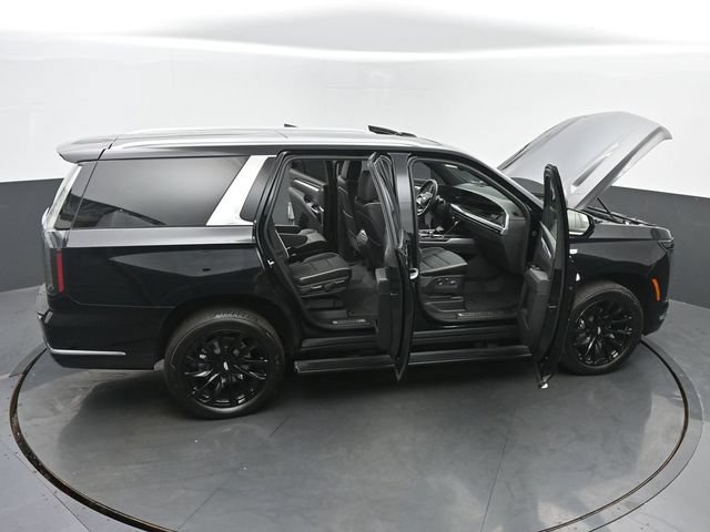 Certified 2025 Cadillac Escalade Premium Luxury w/ Touring Package AWD/4WD image 69