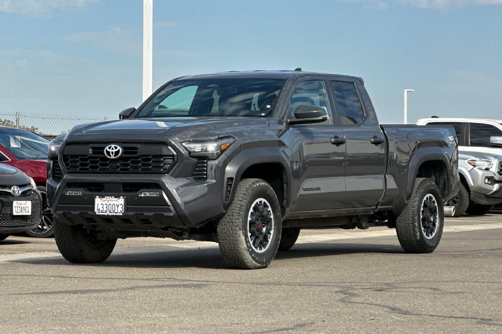 Used 2024 Toyota Tacoma TRD Off-Road w/ TRD Off Road Upgrade Package AWD/4WD image 10