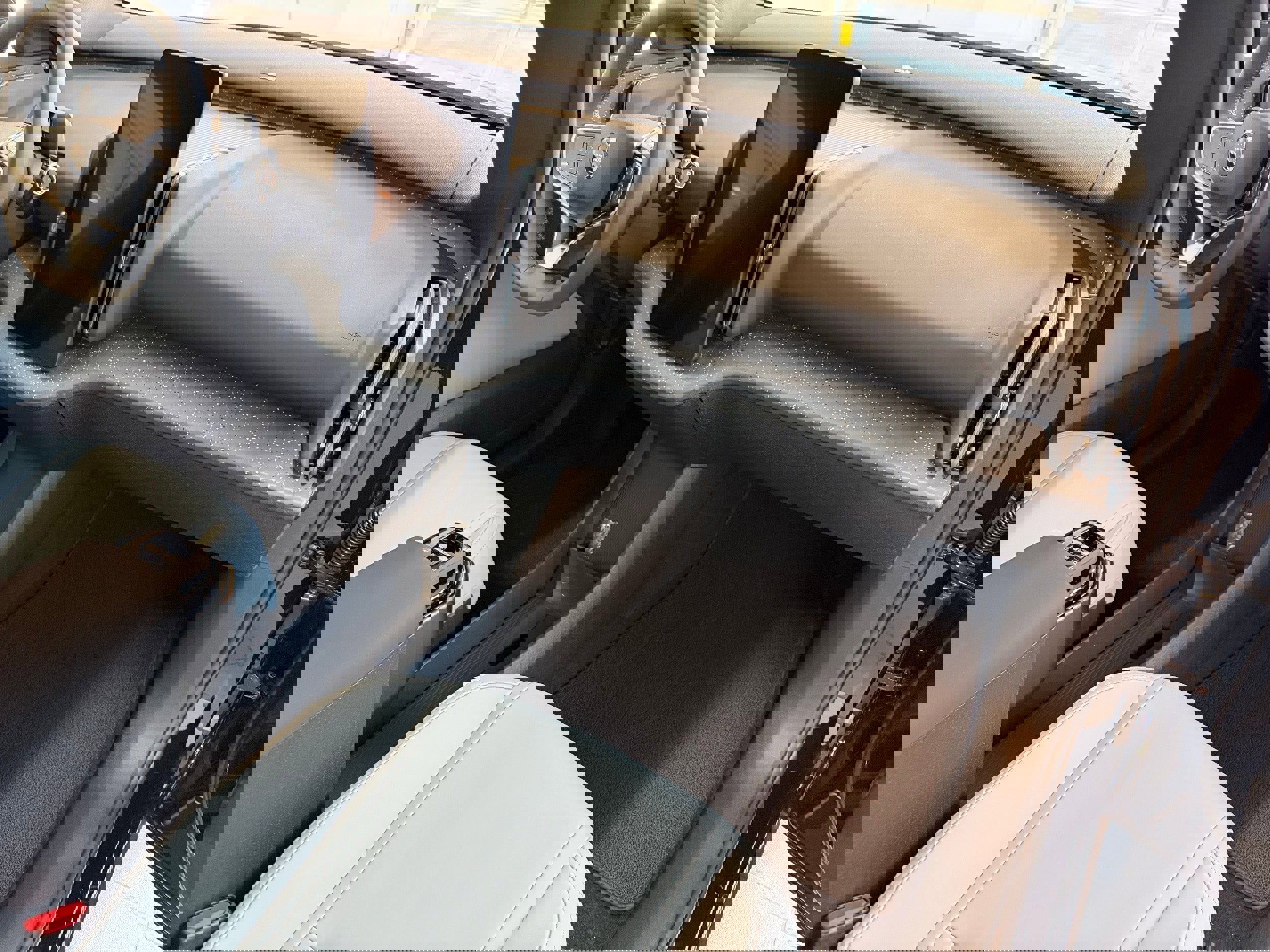 New 2026 Volvo EX30 Ultra w/ Climate Package image 32