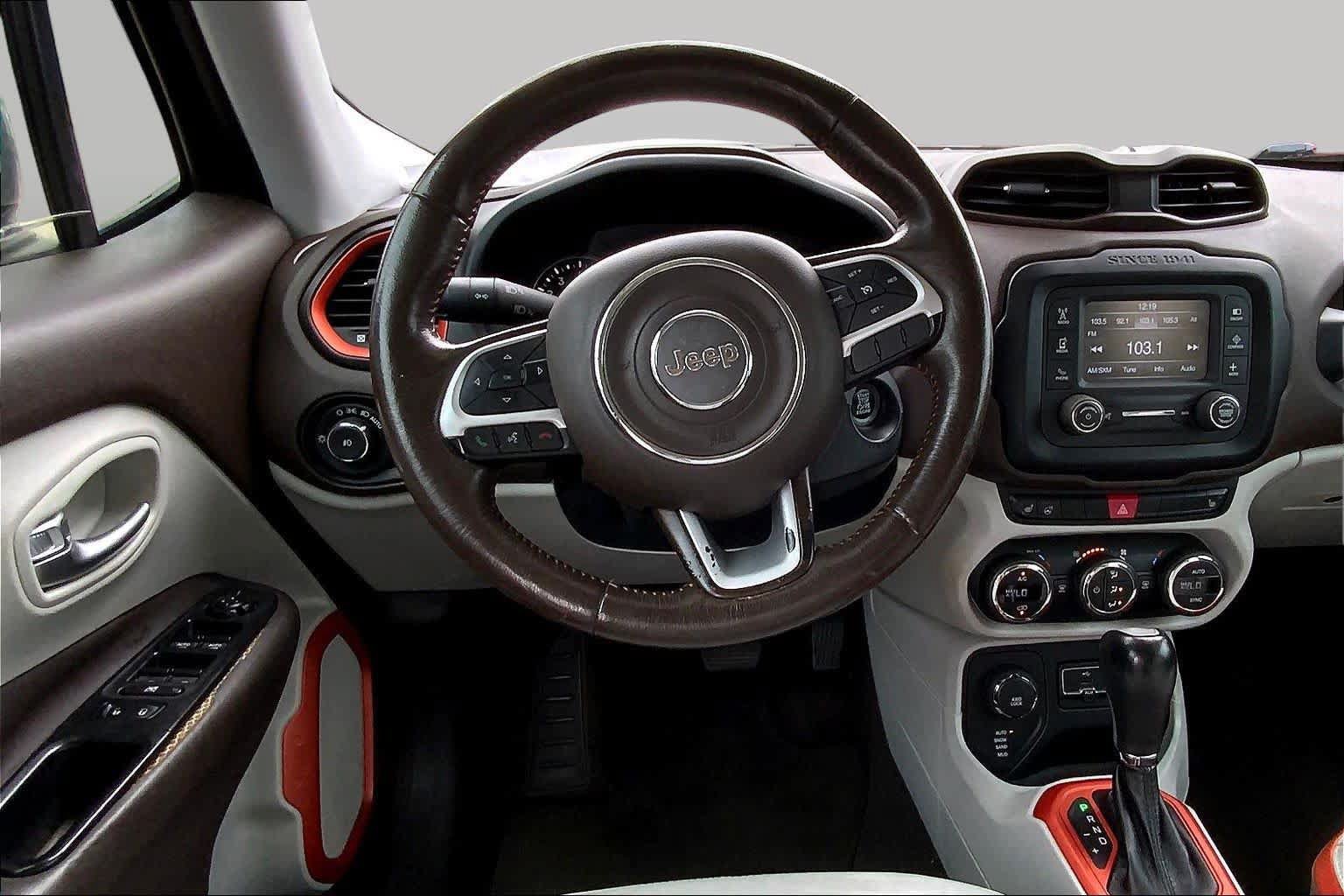 Used 2015 Jeep Renegade Limited AWD/4WD image 6