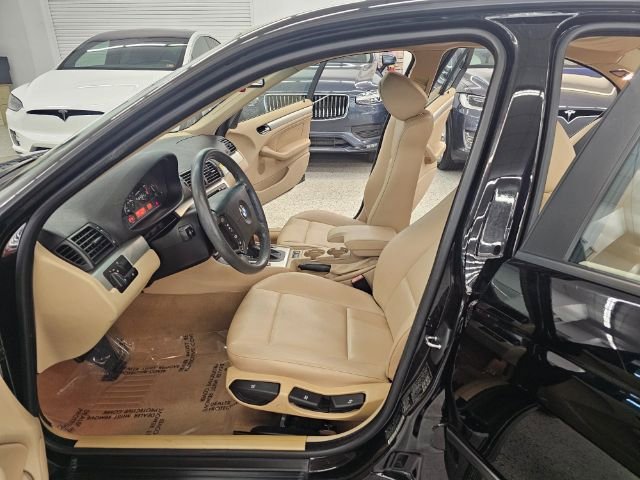 Used 2002 BMW 325i Sedan image 28