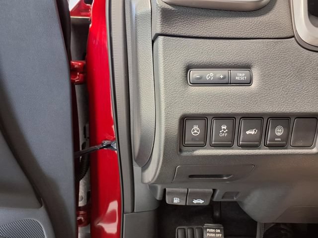 Used 2024 Nissan Murano SL AWD/4WD image 14