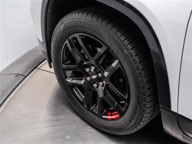 Used 2020 Chevrolet Traverse Premier w/ Redline Edition FWD image 12
