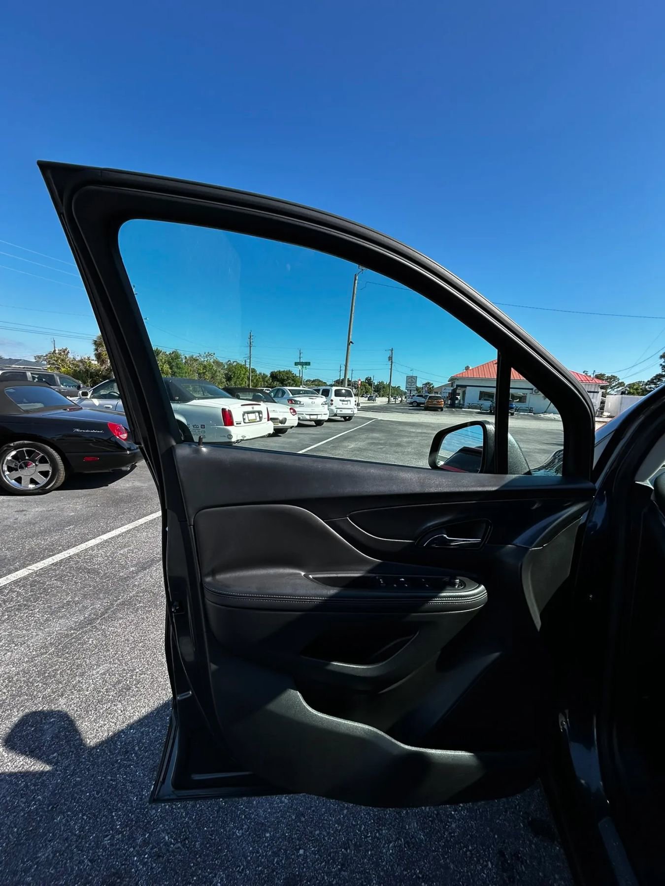 Used 2018 Buick Encore Preferred FWD image 28