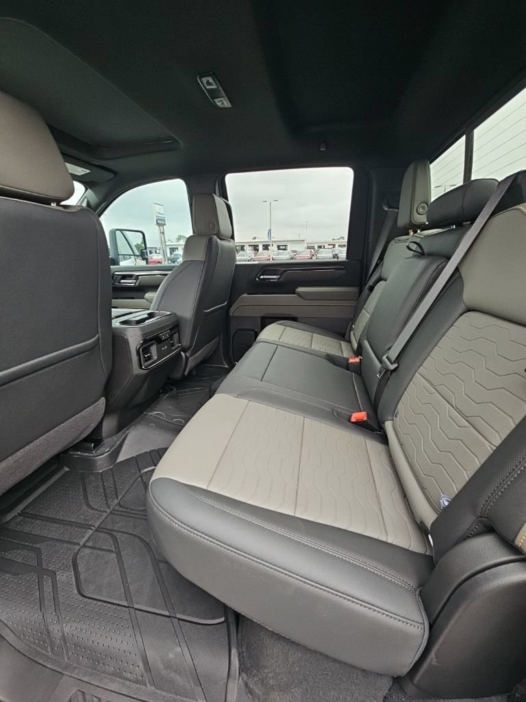 Used 2026 Chevrolet Silverado 2500 ZR2 AWD/4WD image 21
