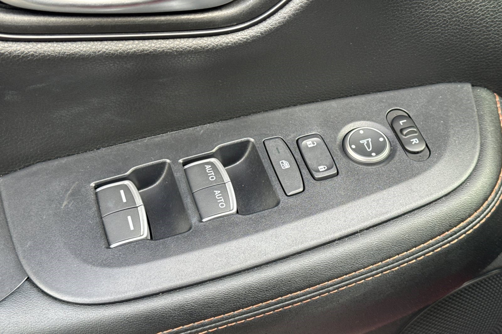 Used 2024 Honda HR-V Sport image 13