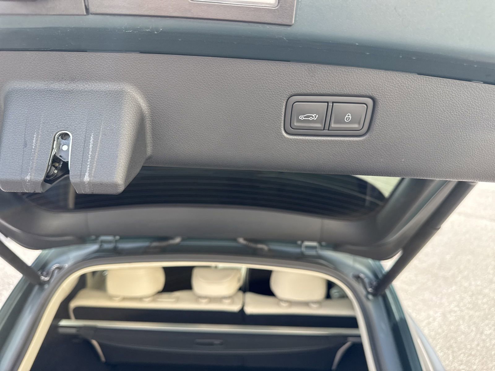 Used 2024 Genesis GV70 3.5T Sport w/ Sport Prestige Package image 11