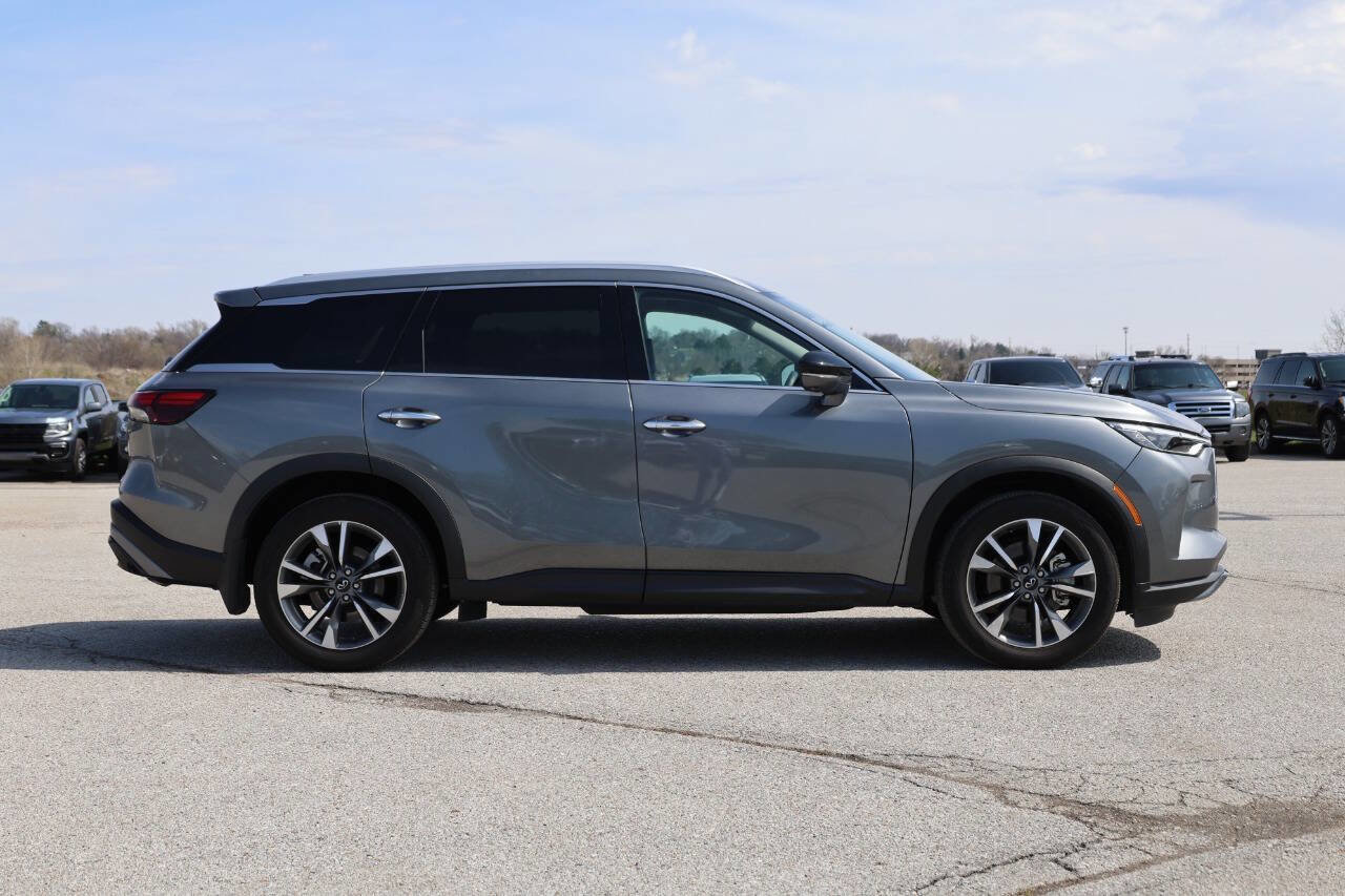 Used 2024 INFINITI QX60 Luxe image 7