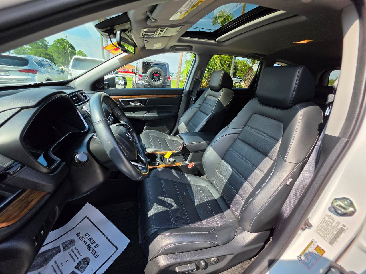 Used 2020 Honda CR-V Touring image 10