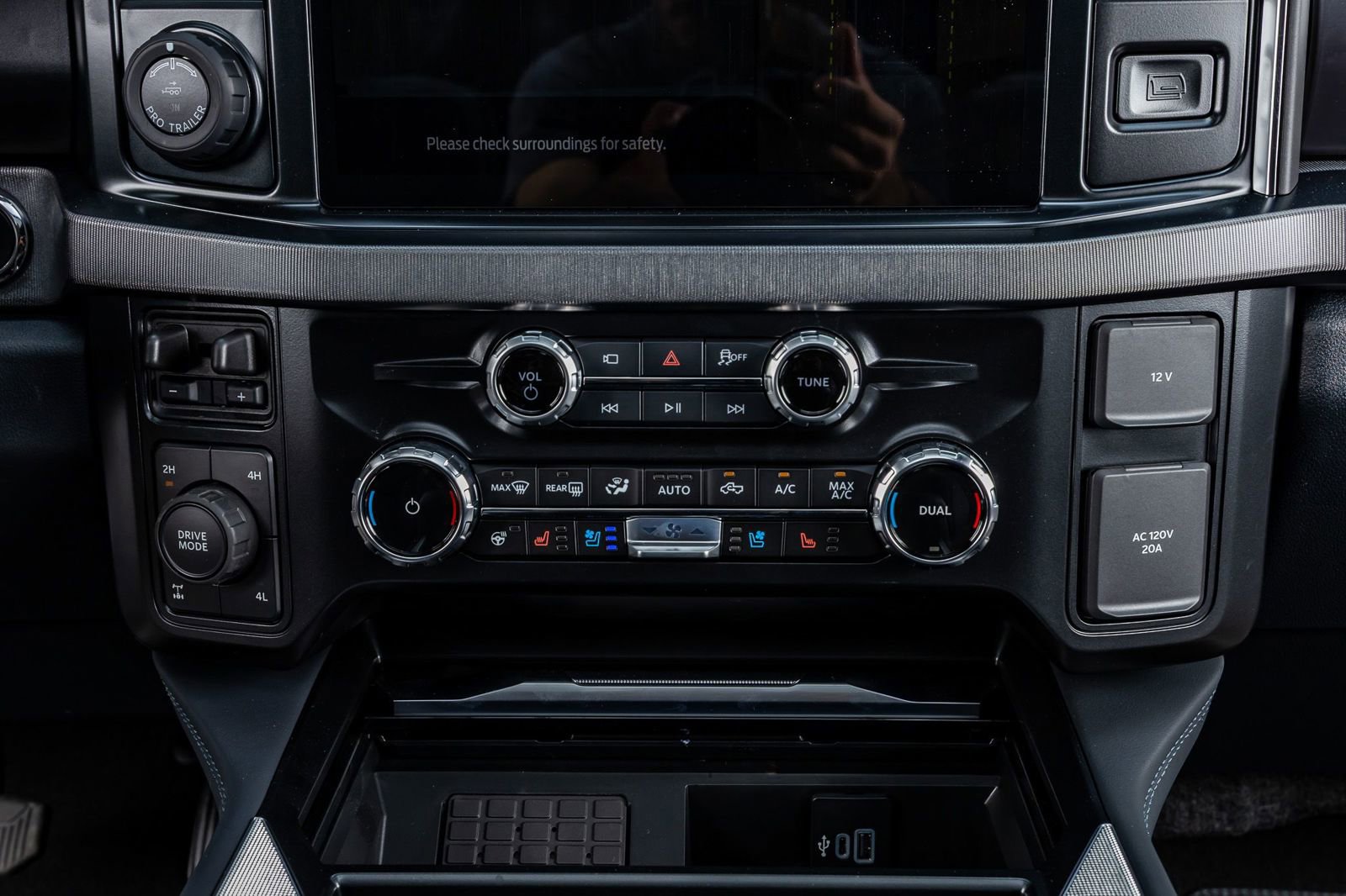 Used 2026 Ford F250 Platinum image 27