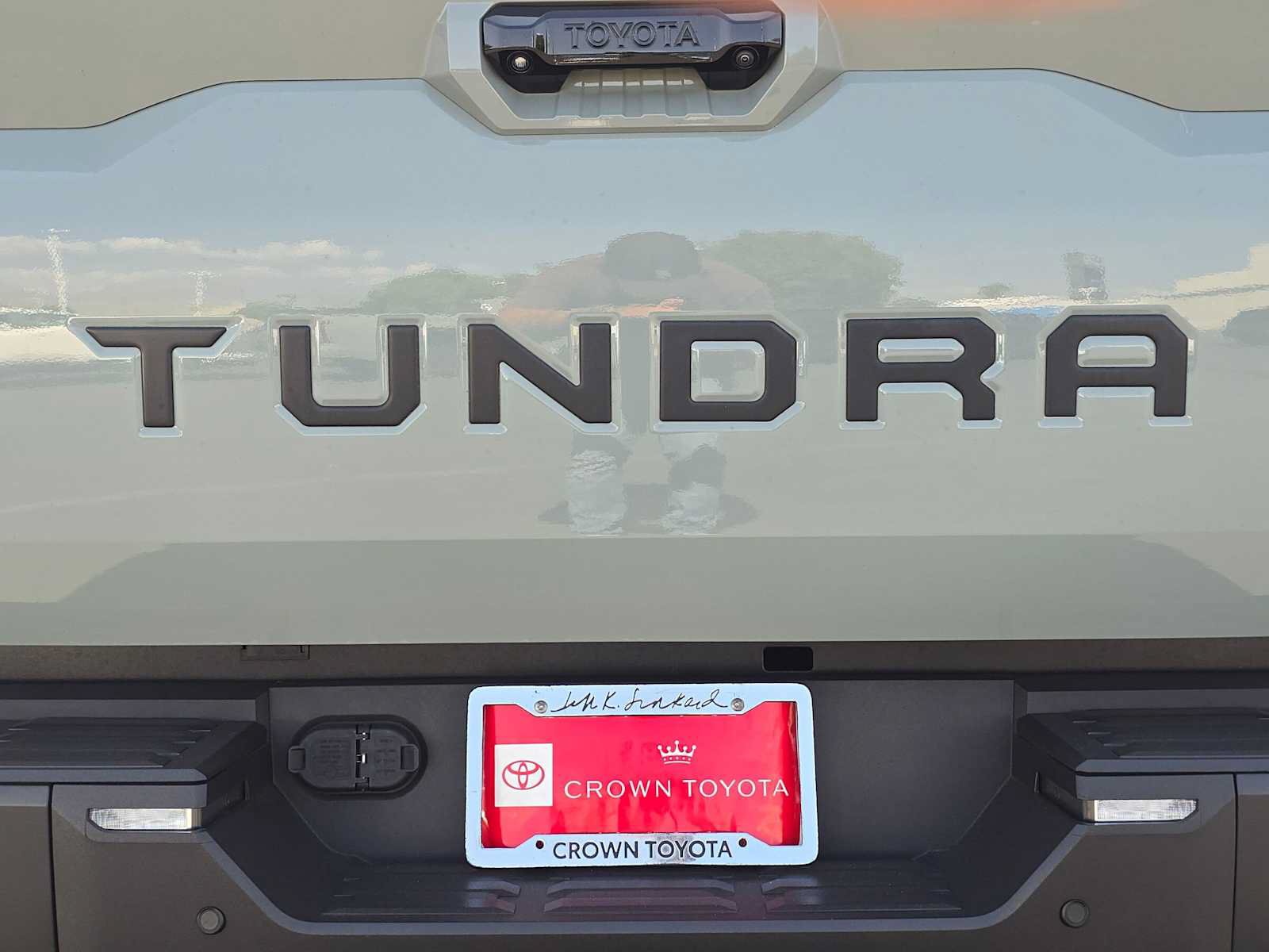 Certified 2025 Toyota Tundra Limited w/ TRD Off-Road Package AWD/4WD image 13