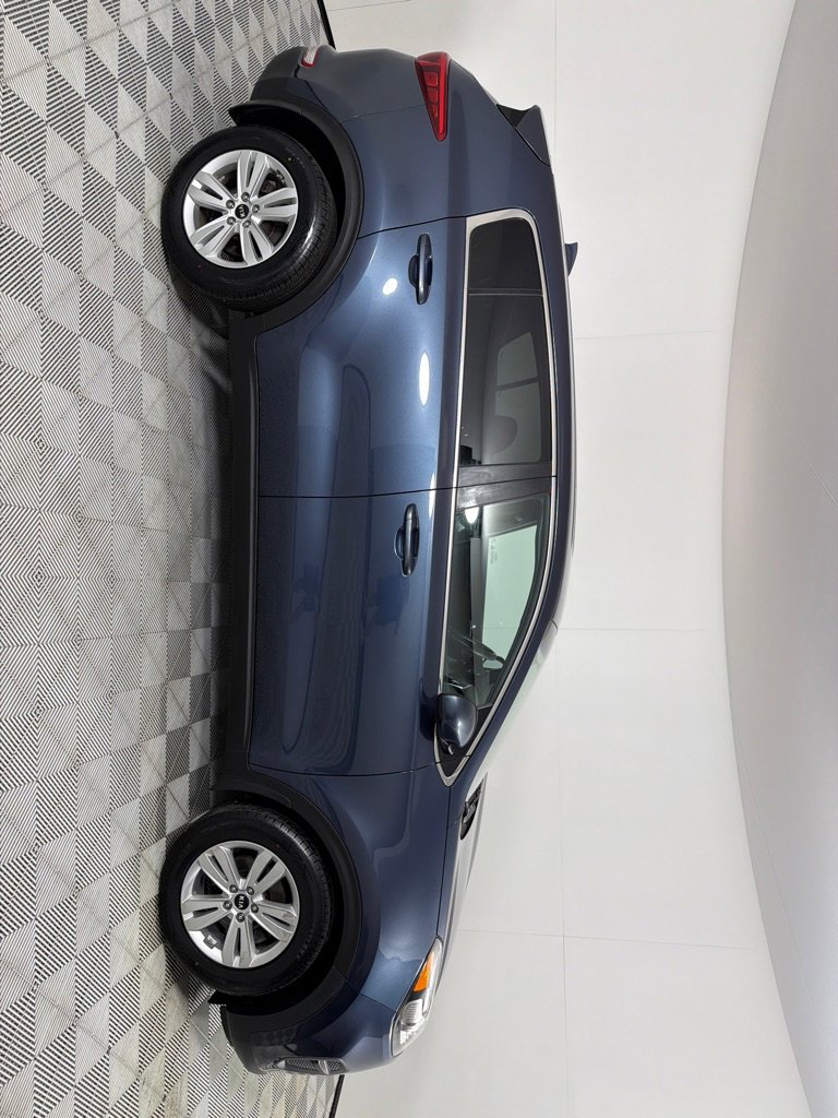 Used 2017 Kia Sportage LX FWD image 4