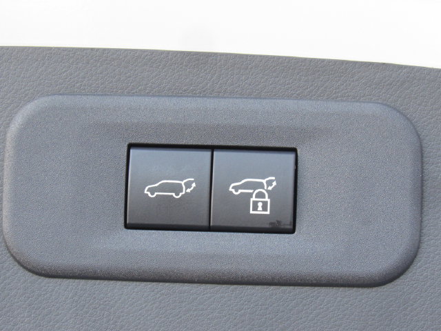 Used 2022 Lexus NX 350h AWD w/ Vision Package image 23