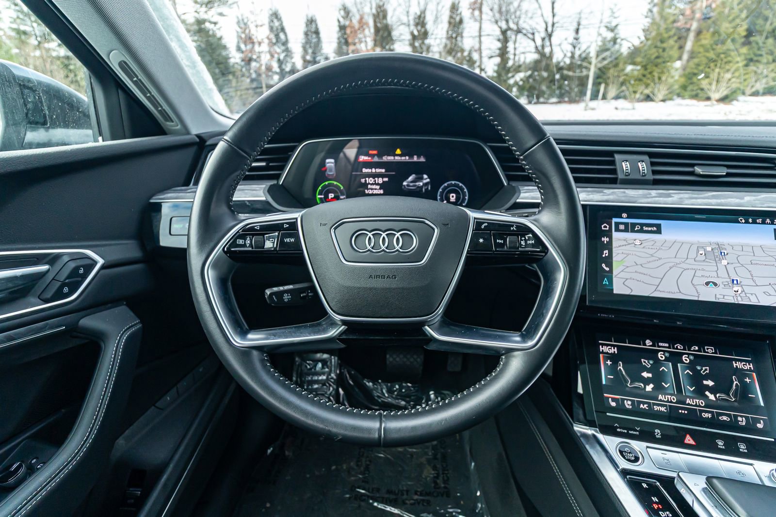 Used 2021 Audi e-tron Premium Plus w/ Premium Plus Package image 19