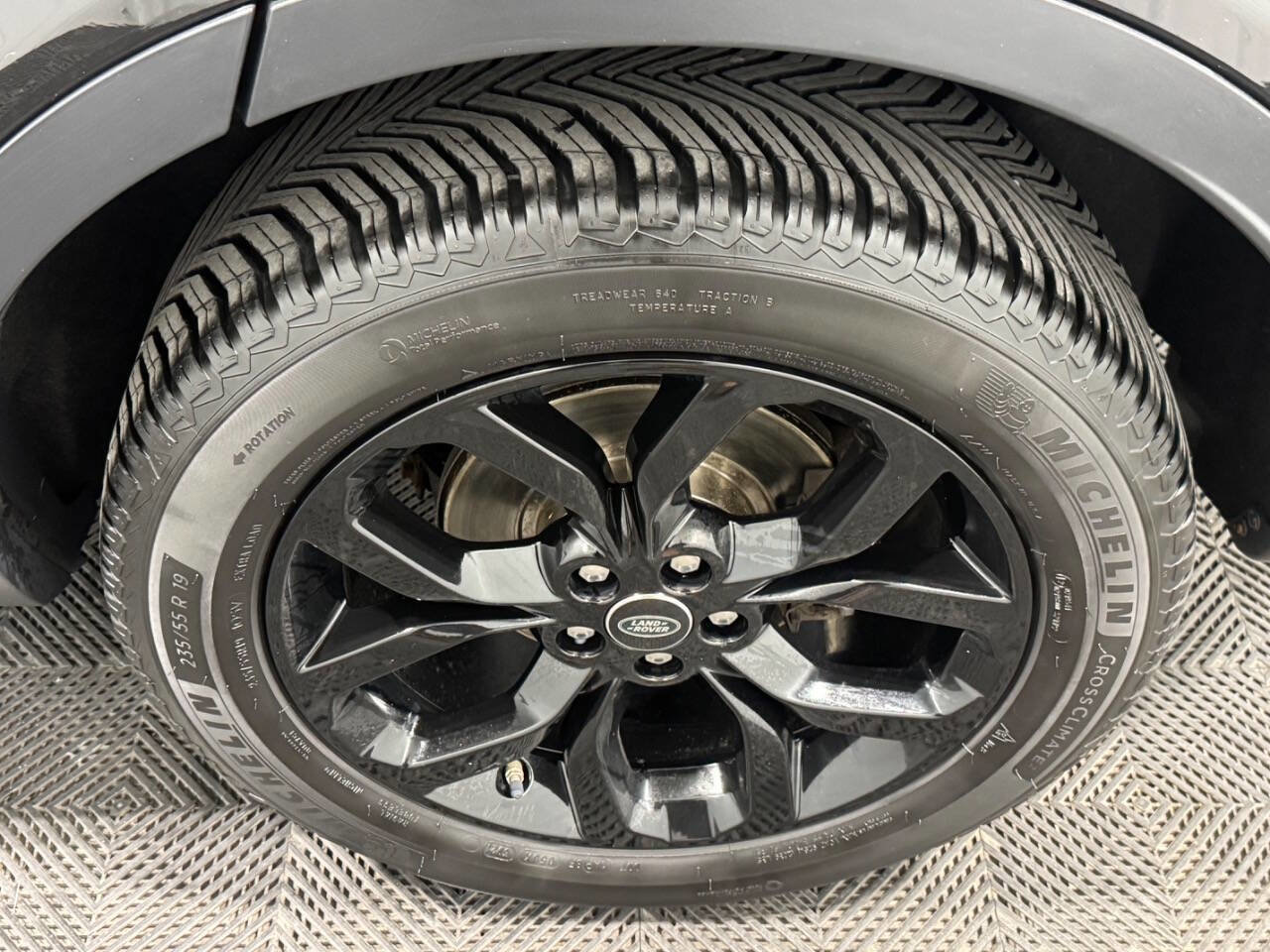 Used 2019 Land Rover Discovery Sport HSE image 57