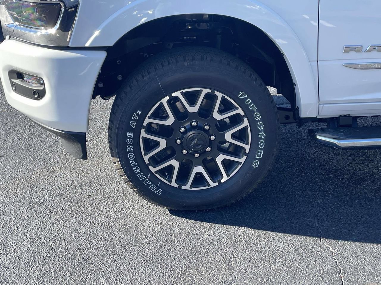 New 2026 RAM 3500 Limited AWD/4WD image 32