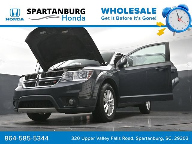 Used 2018 Dodge Journey SXT FWD image 32