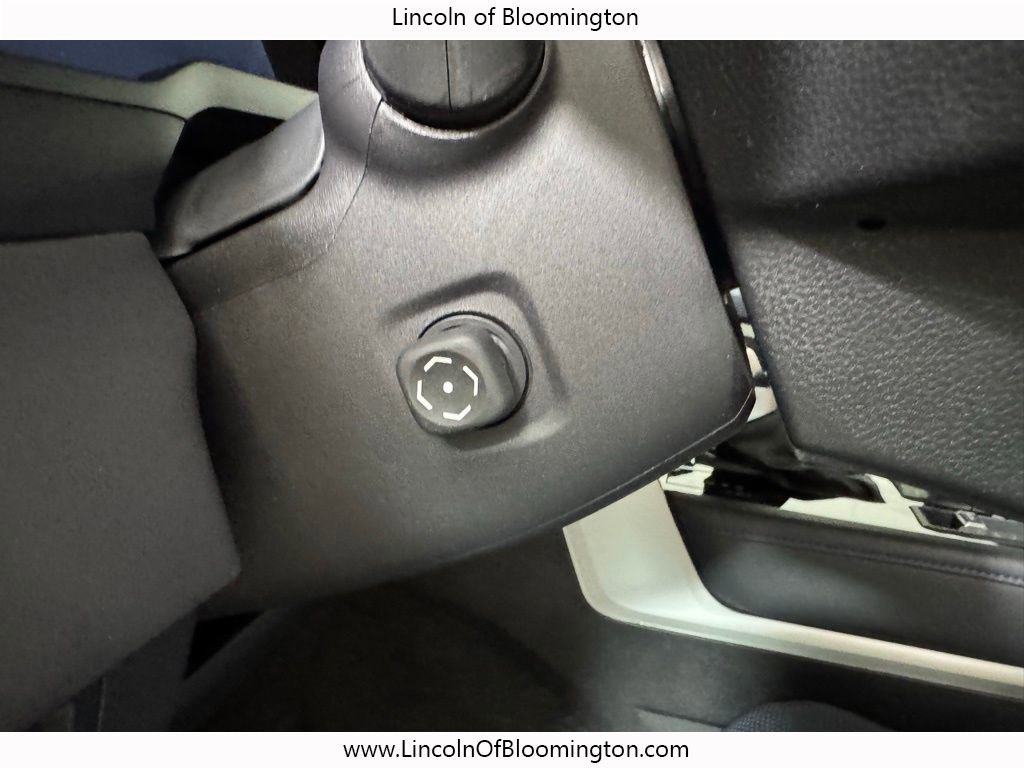 Used 2025 Toyota Tundra Platinum image 30