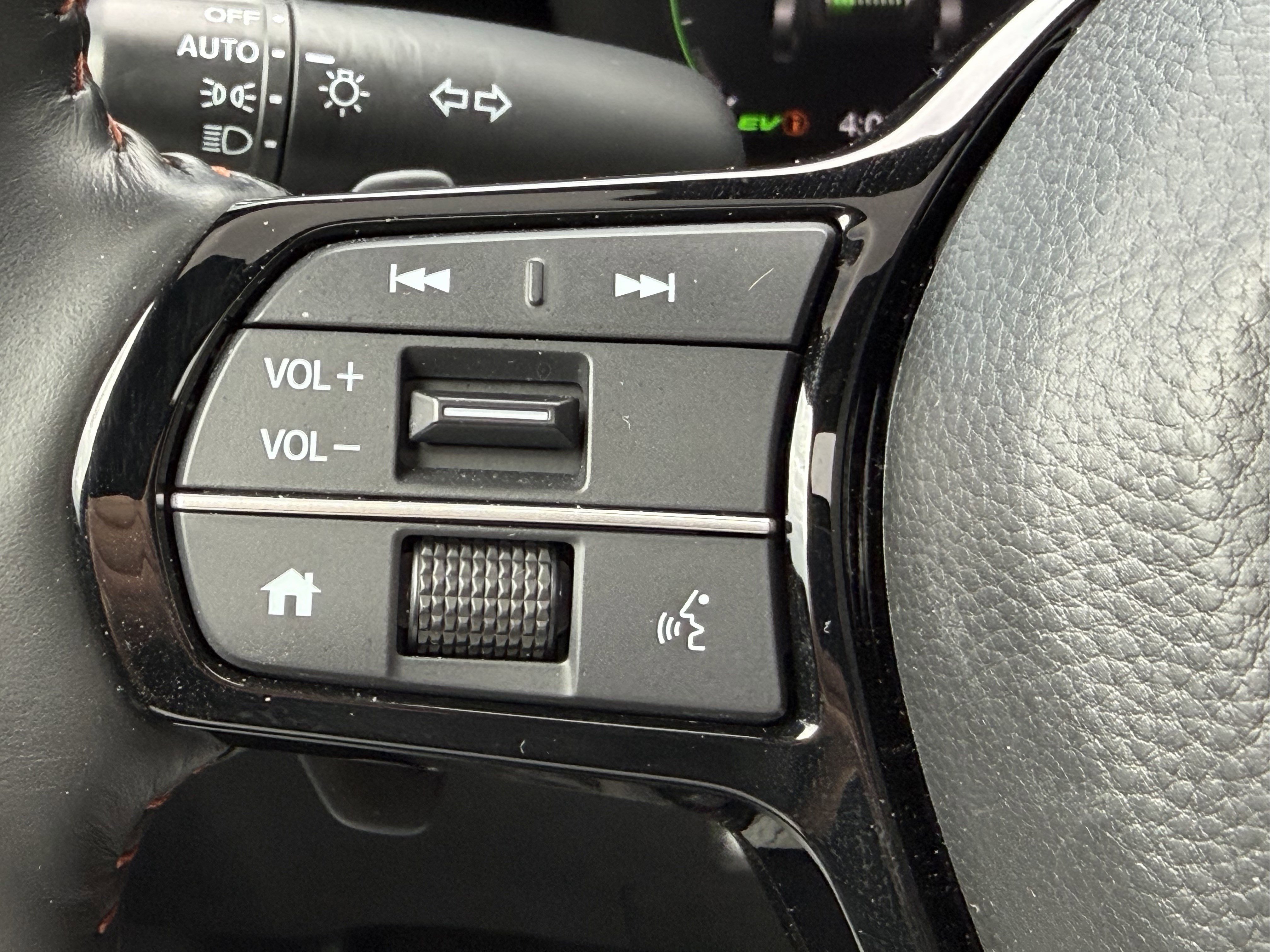 Used 2023 Honda CR-V Sport Touring image 22