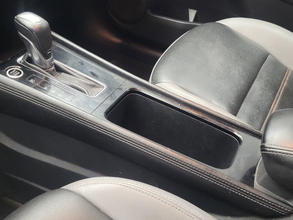 Used 2021 Nissan Kicks SR FWD image 26