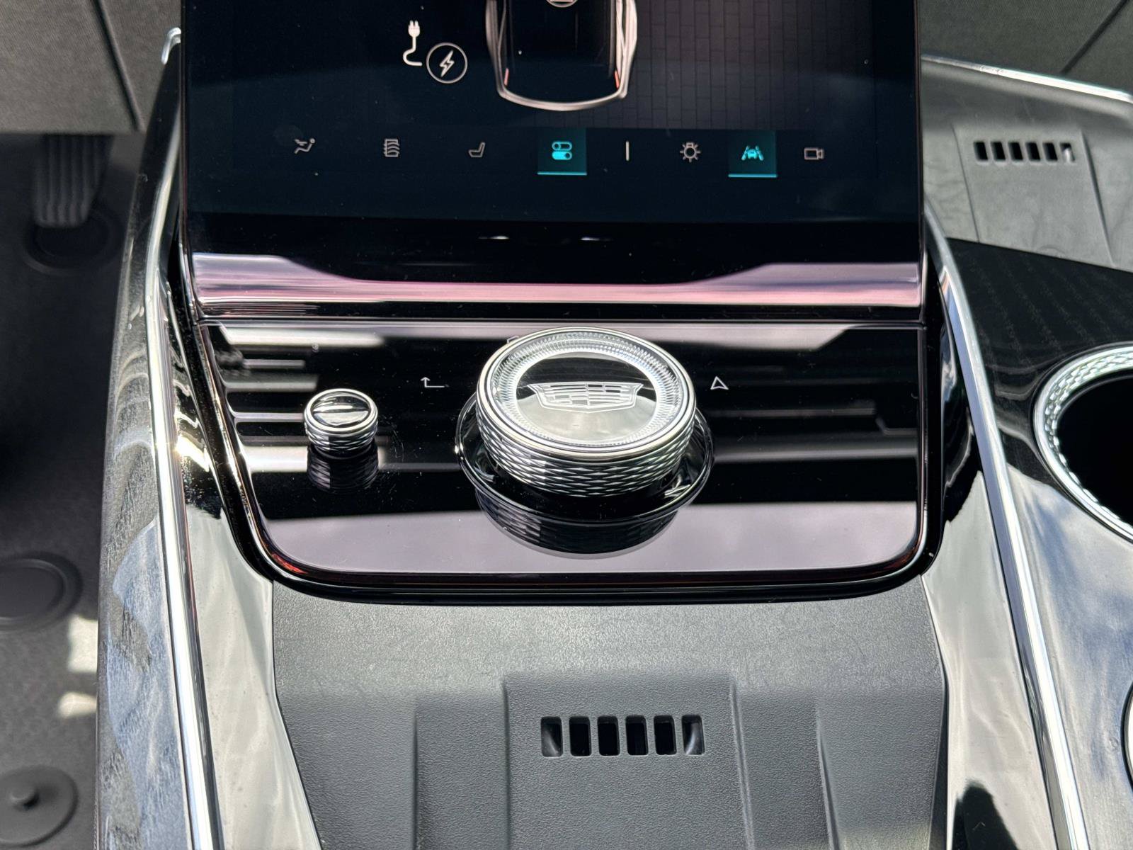 Certified 2026 Cadillac Escalade IQ Sport 1 AWD/4WD image 23