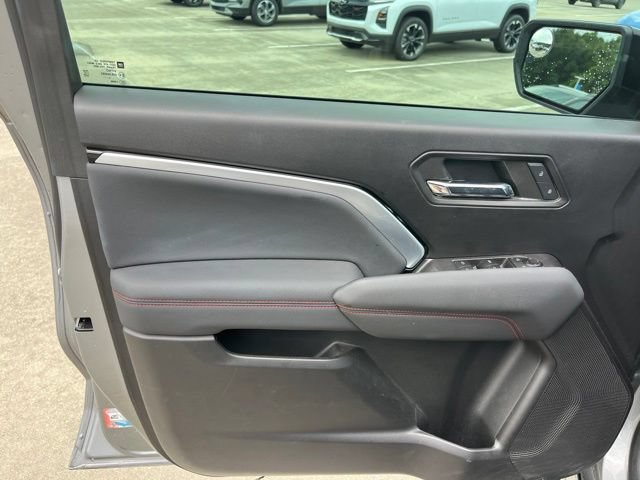 Used 2023 Chevrolet Colorado Z71 w/ Z71 Convenience Package 2 AWD/4WD image 12