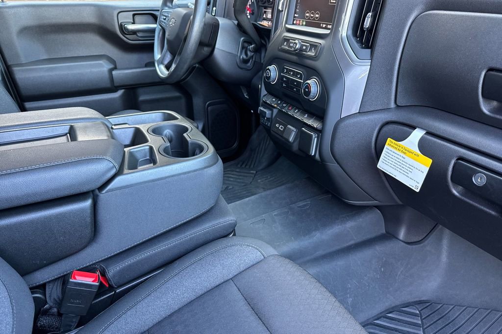 Used 2023 Chevrolet Silverado 1500 Custom Trail Boss AWD/4WD image 17