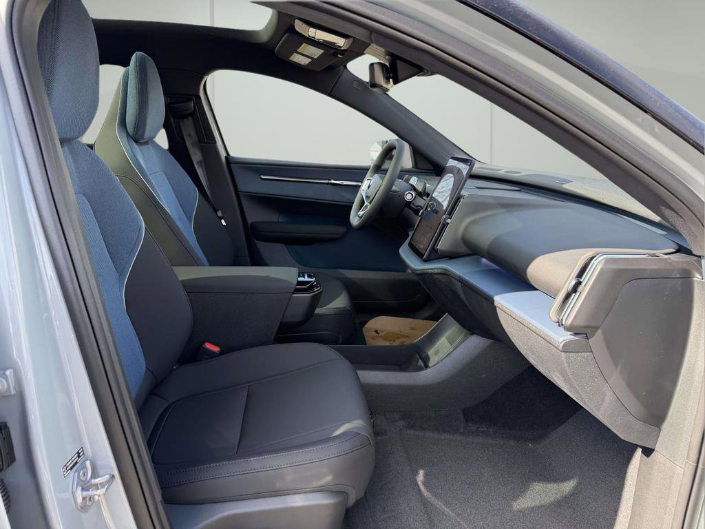 New 2026 Volvo EX30 Ultra w/ Protection Package Premier AWD/4WD image 10