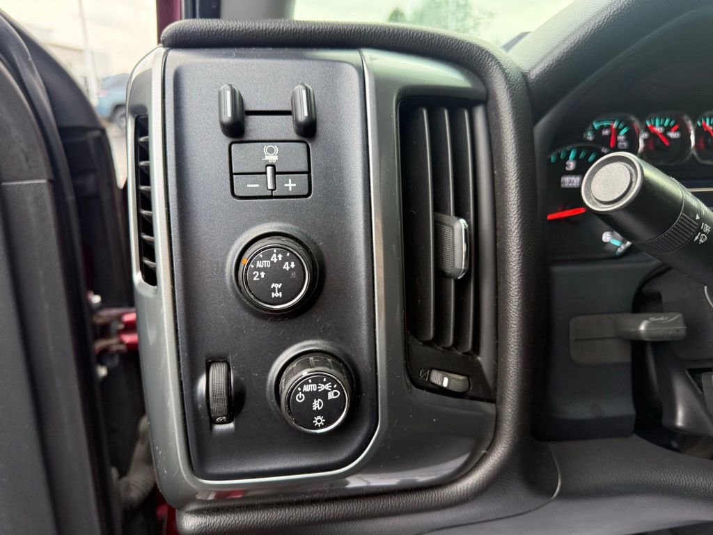 Used 2016 Chevrolet Silverado 1500 LT w/ All Star Edition image 13