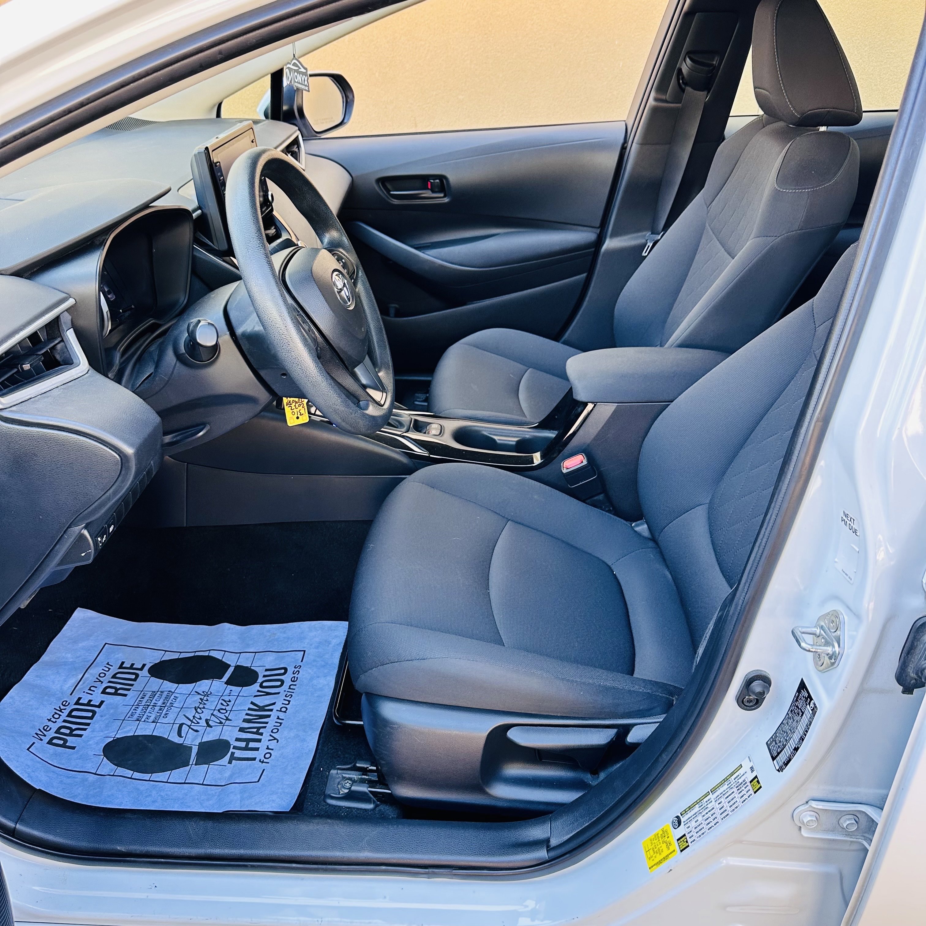 Used 2022 Toyota Corolla LE image 16