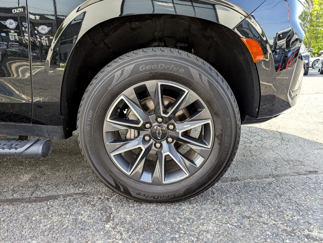 Used 2023 Chevrolet Tahoe Z71 image 57