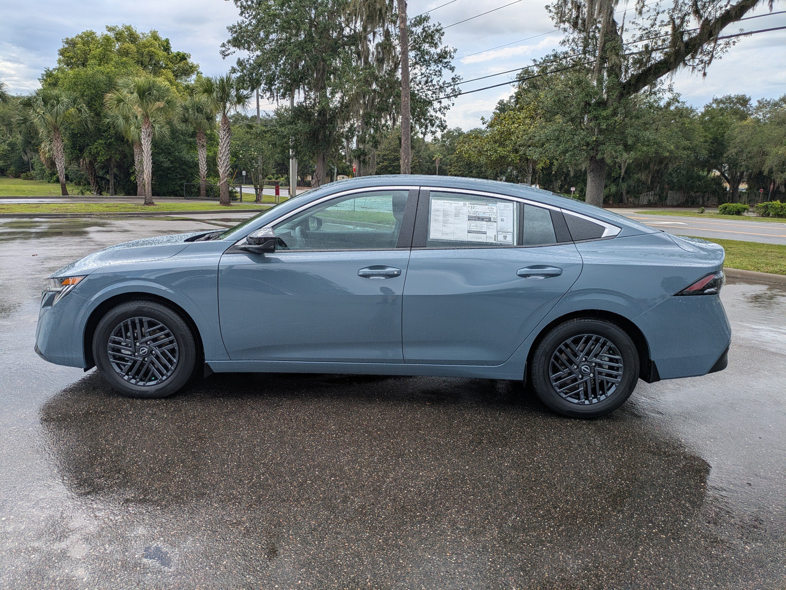 New 2026 Nissan Sentra SV w/ SV Convenience Package FWD image 7