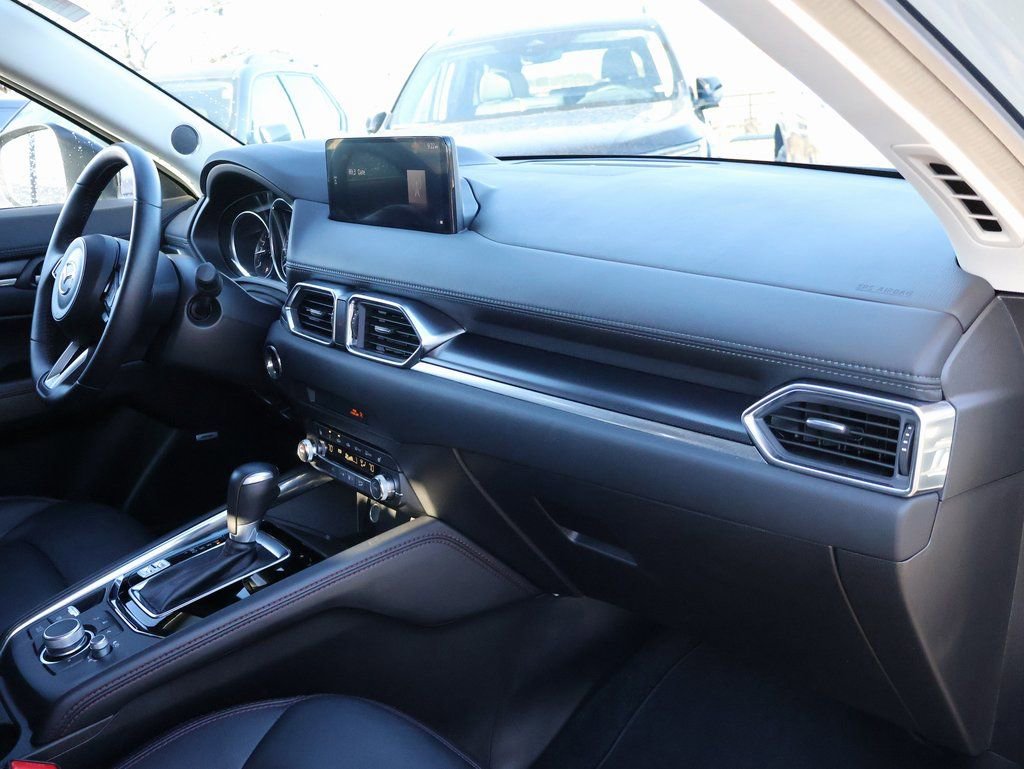 Used 2025 MAZDA CX-5 Carbon Edition image 9