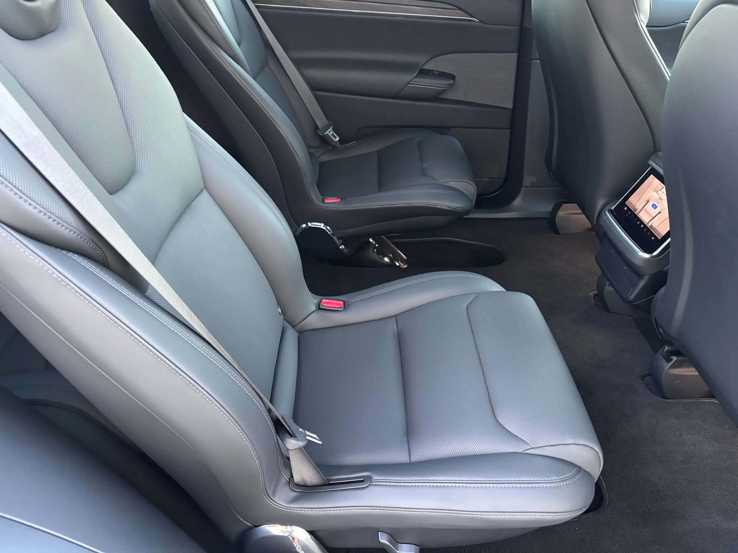 Used 2022 Tesla Model X AWD/4WD image 13