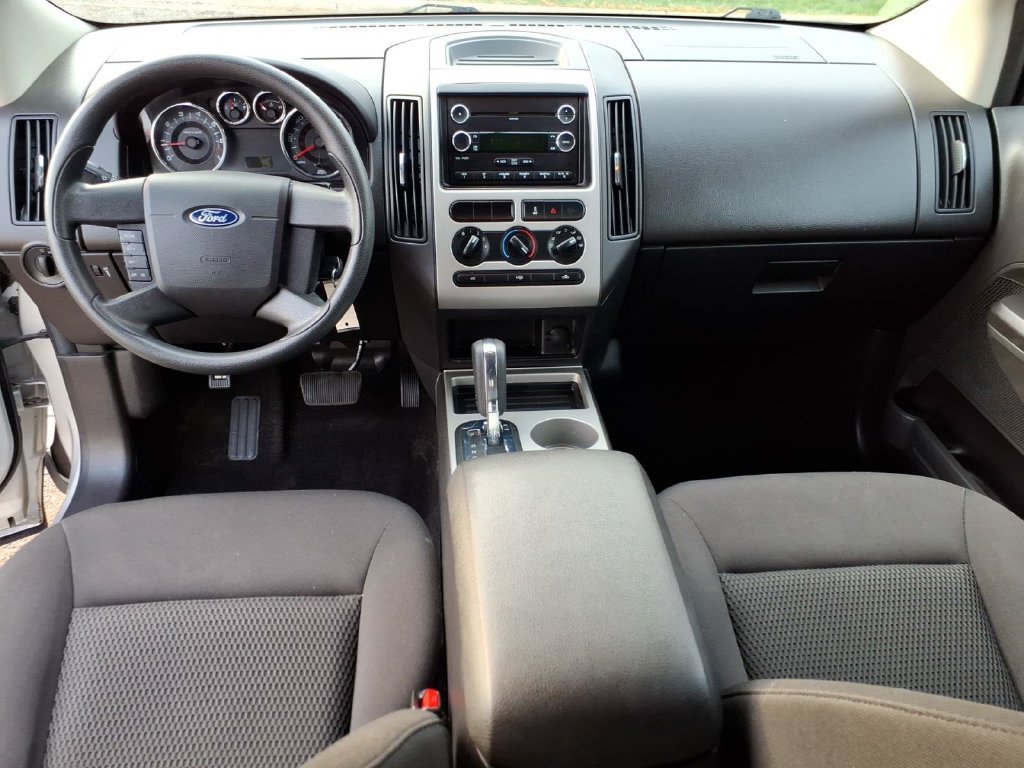 Used 2010 Ford Edge SE FWD image 12