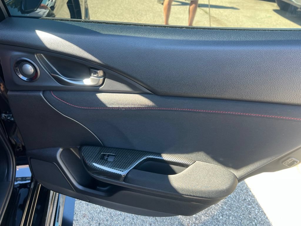 Used 2018 Honda Civic Type R image 16