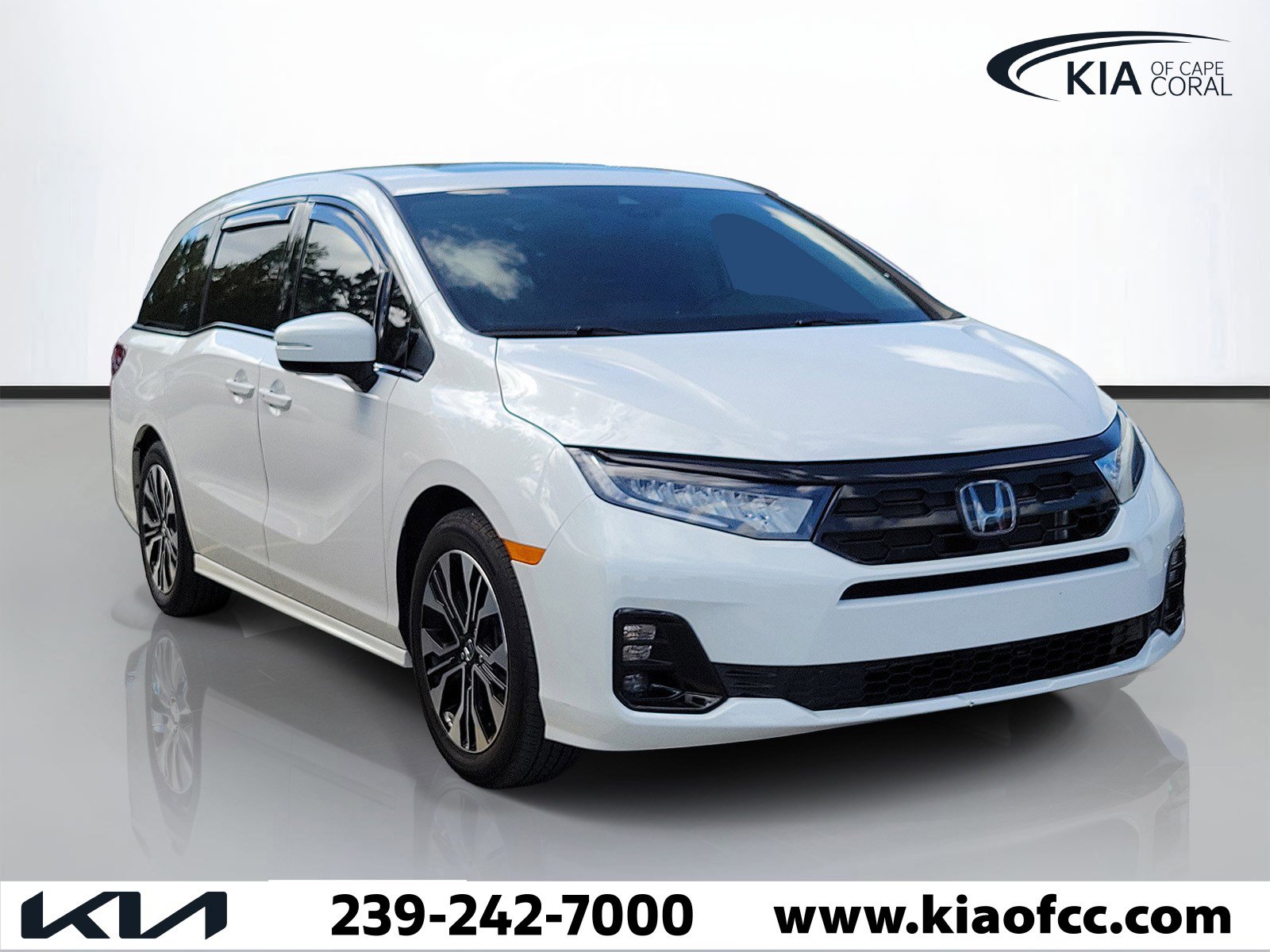 Used 2025 Honda Odyssey Elite
