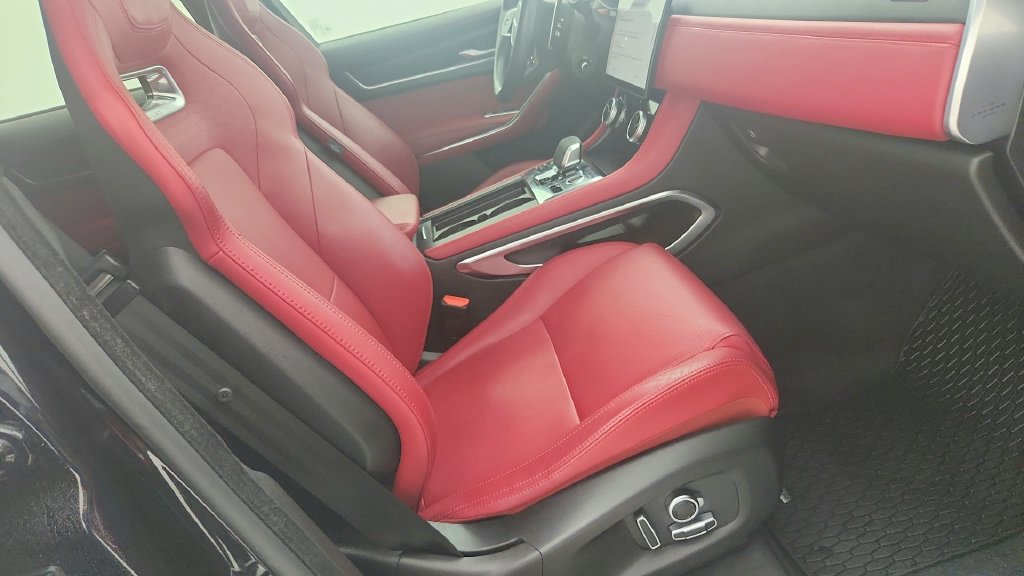 Used 2024 Jaguar F-PACE R-Dynamic S AWD/4WD image 30