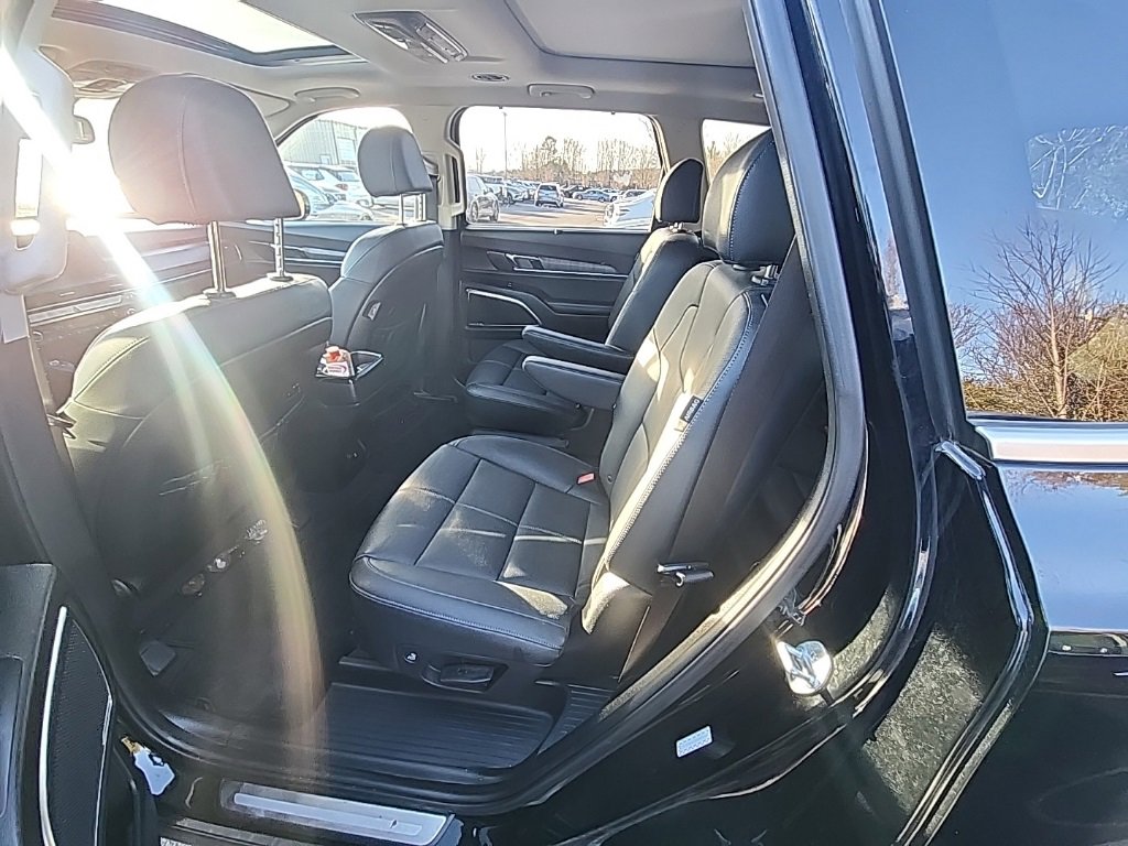 Used 2023 Kia Telluride SX image 5