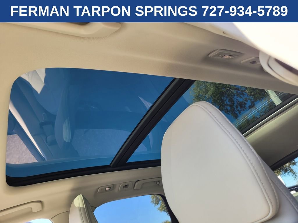 Certified 2025 Volvo XC60 B5 Ultra w/ Protection Package Premier image 23