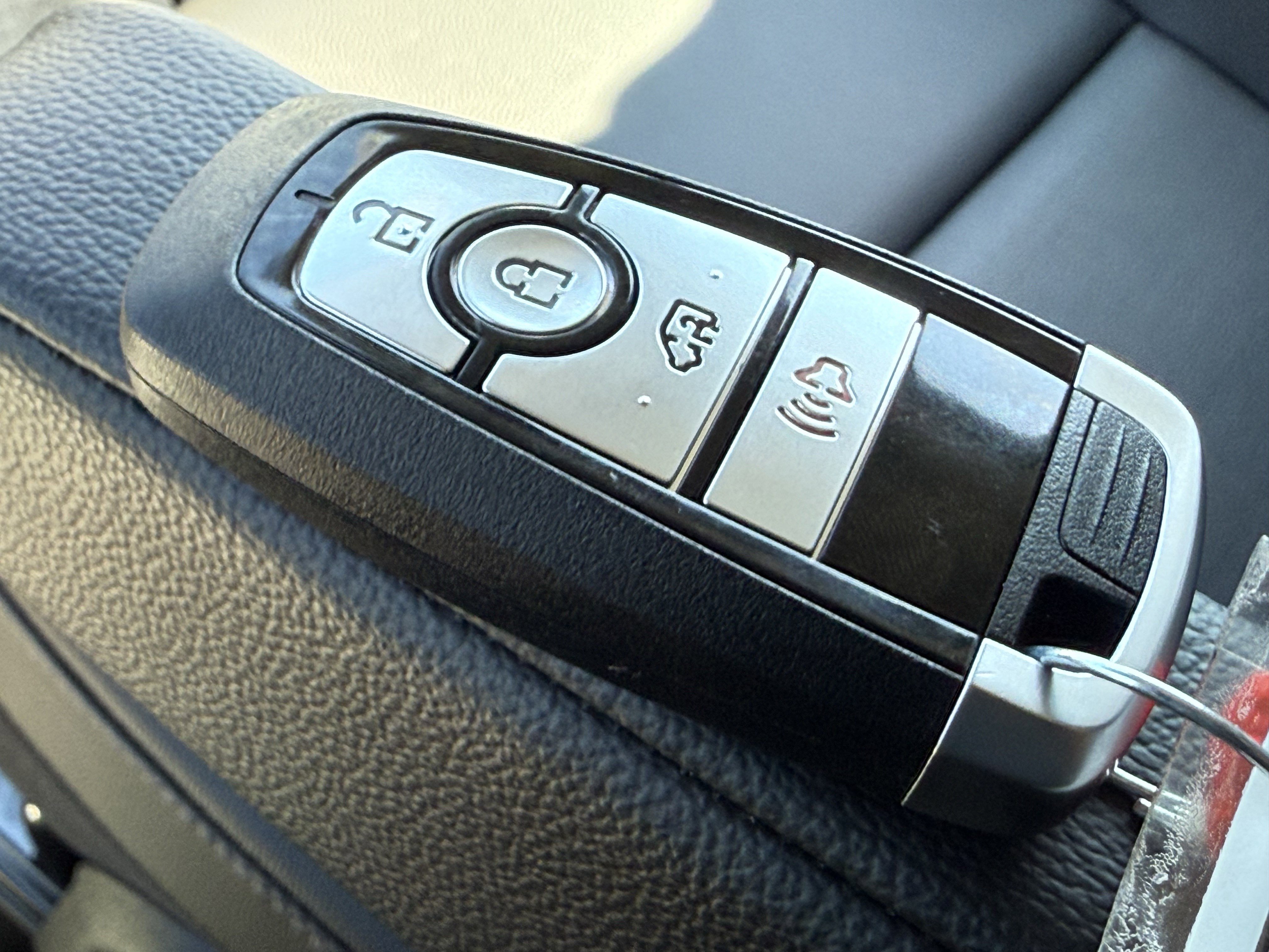 New 2026 Ford Transit 150 Low Roof RWD image 32