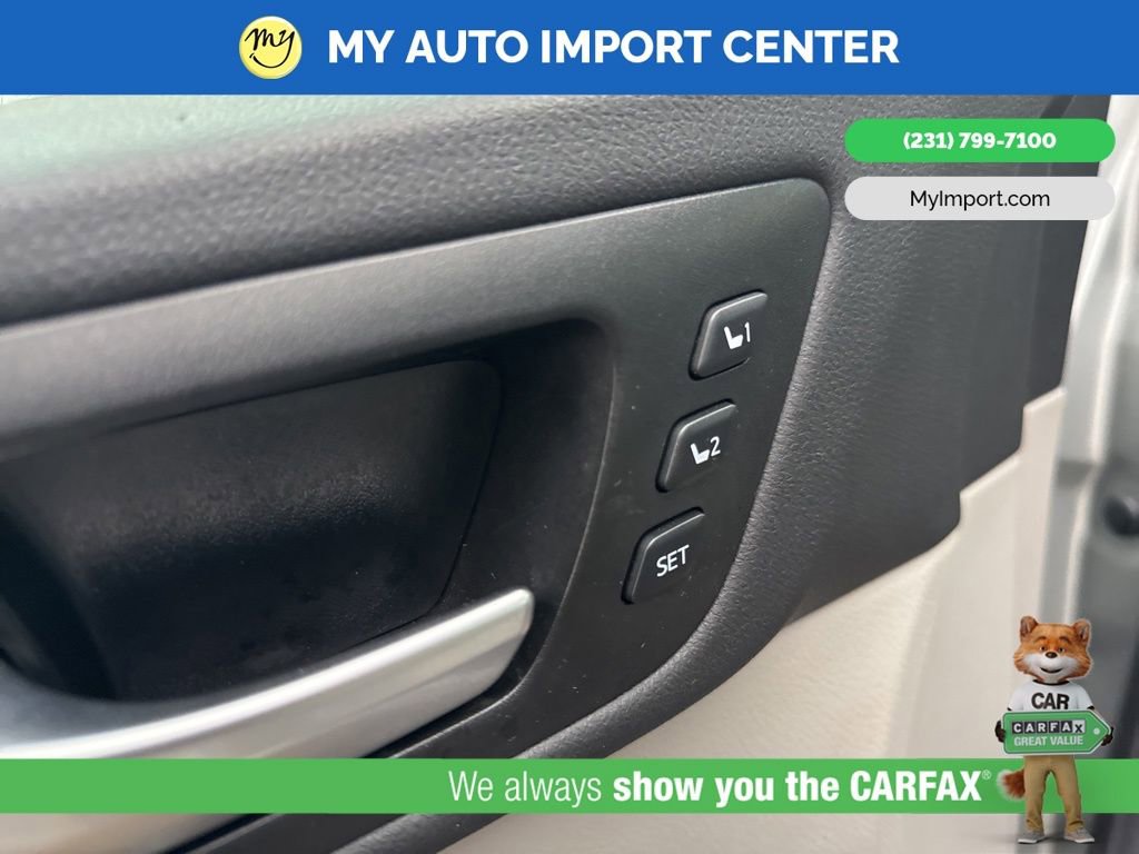 Used 2018 Toyota Highlander Limited Platinum image 12