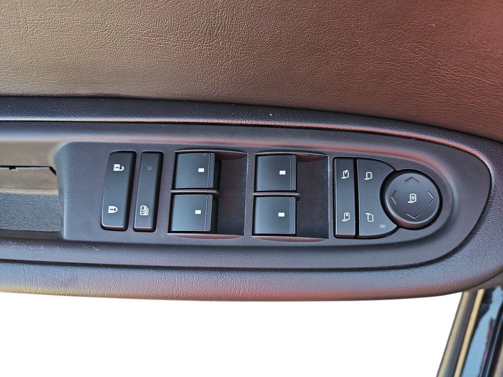 Used 2017 Chevrolet Traverse LT FWD image 27