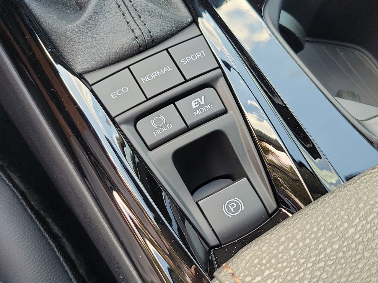 New 2026 Toyota Camry XLE FWD image 28