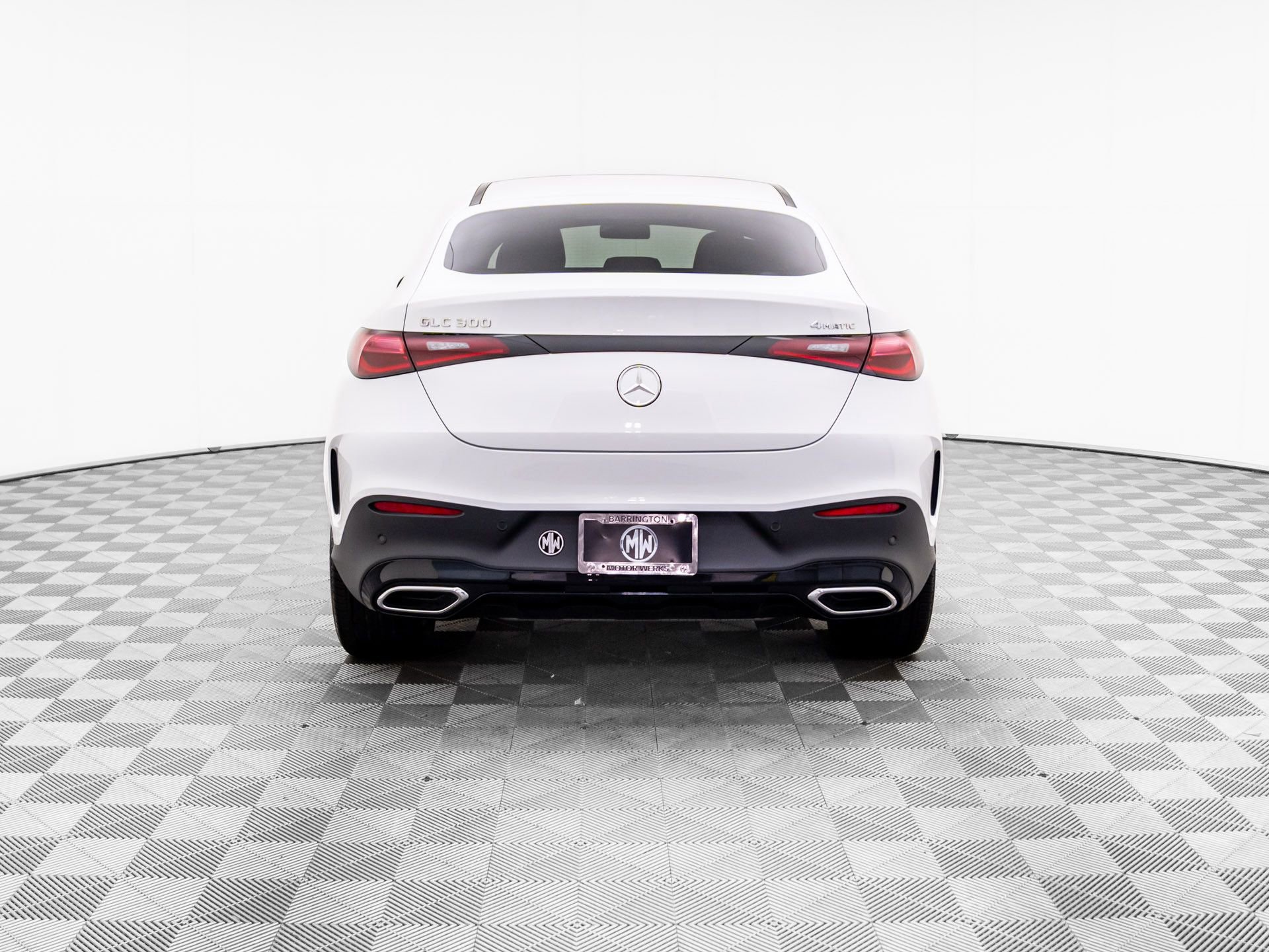 New 2025 Mercedes-Benz GLC 300 4MATIC image 4