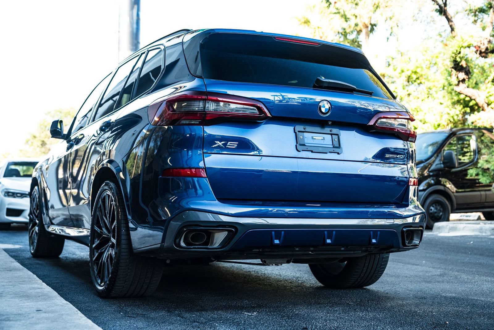 Used 2023 BMW X5 sDrive40i w/ M Sport Package RWD image 13