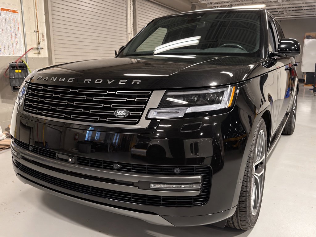 Certified 2025 Land Rover Range Rover SE