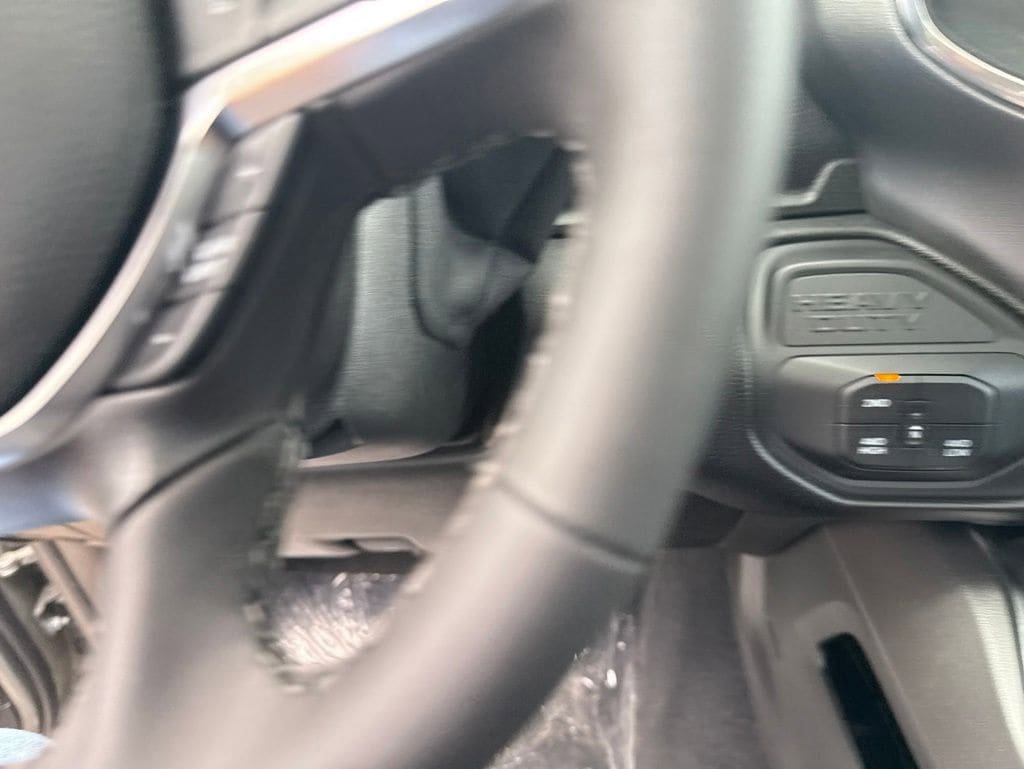 New 2026 RAM 2500 Laramie AWD/4WD image 16