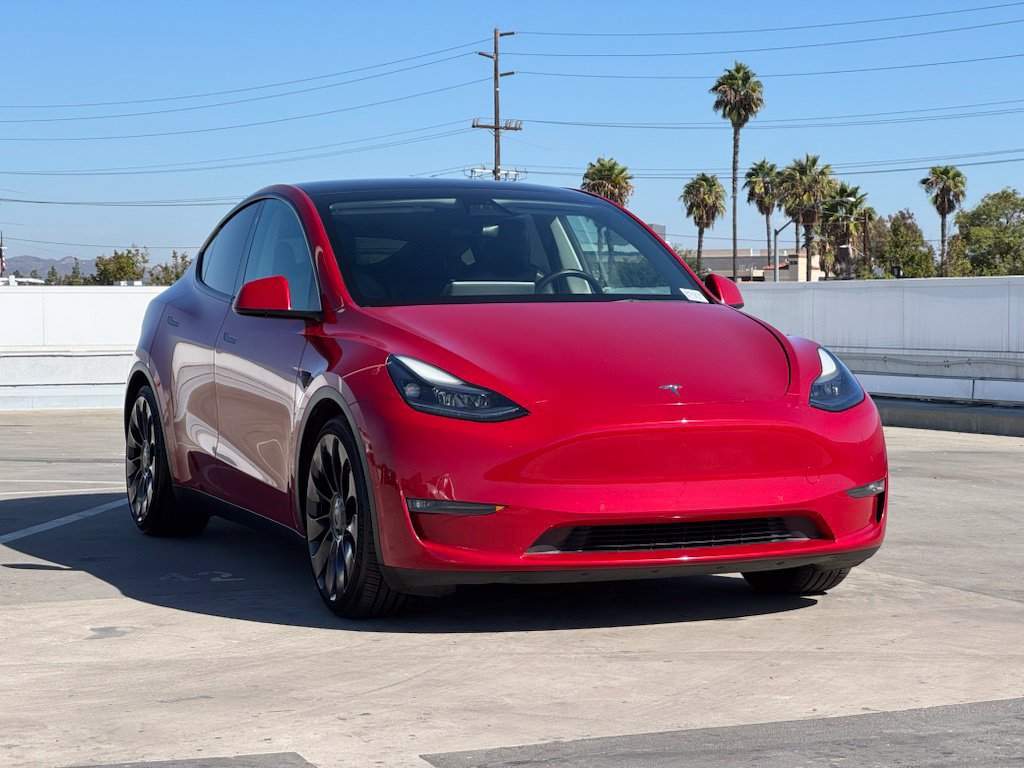 Used 2022 Tesla Model Y Performance AWD/4WD image 3