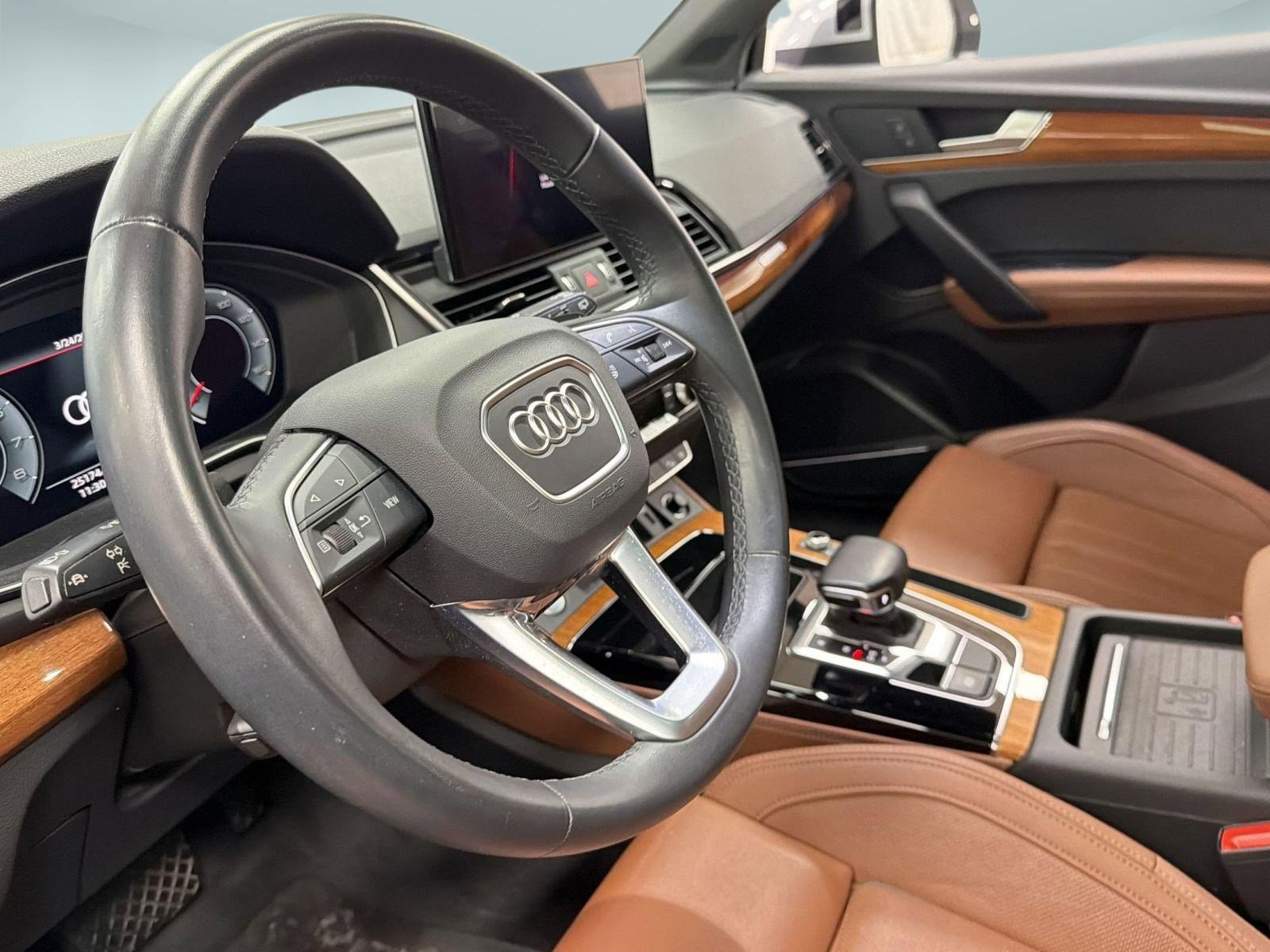 Used 2021 Audi Q5 Prestige w/ Prestige Package image 4